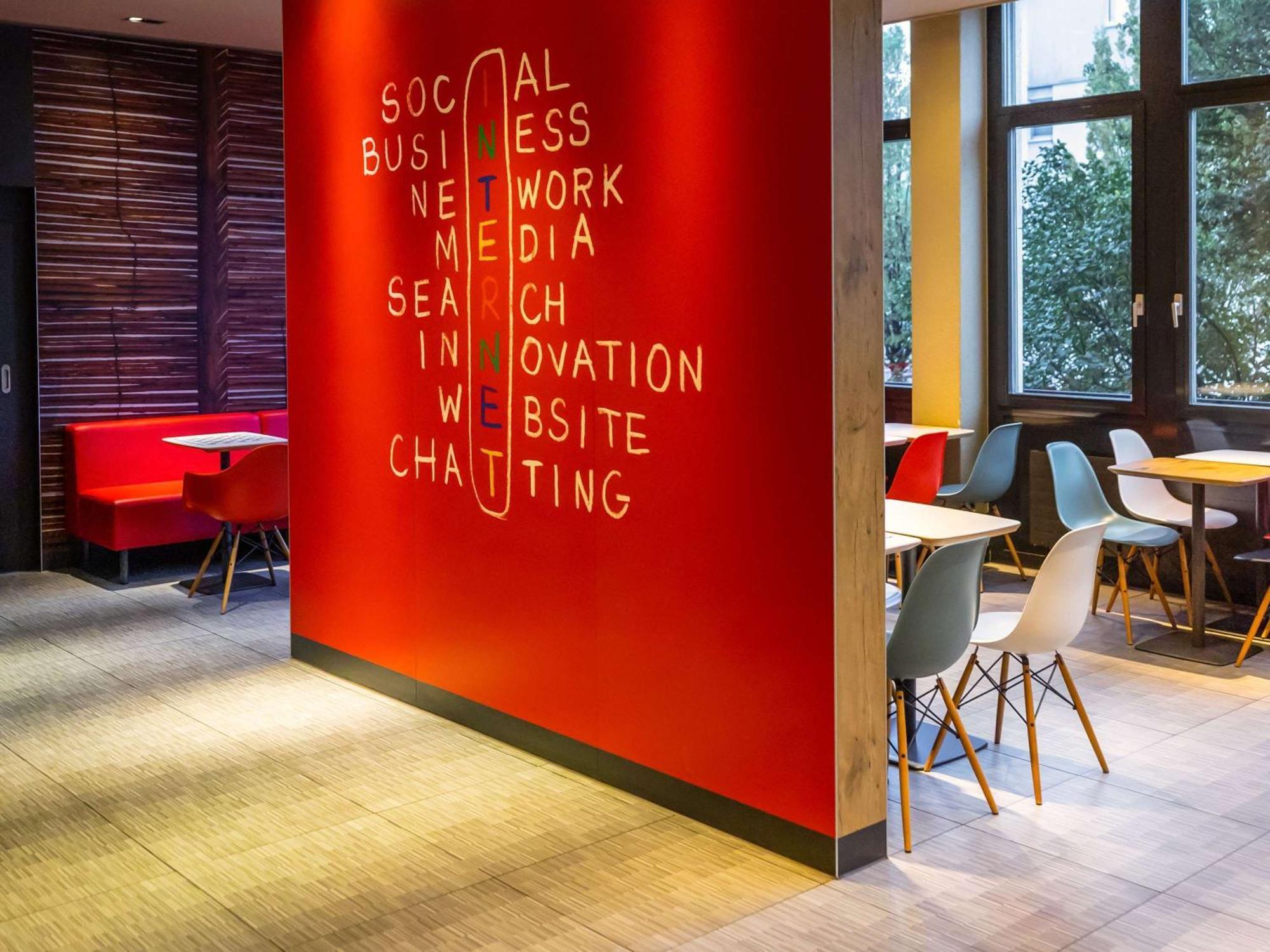Ibis Luzern Kriens Hotel Horw Exterior photo