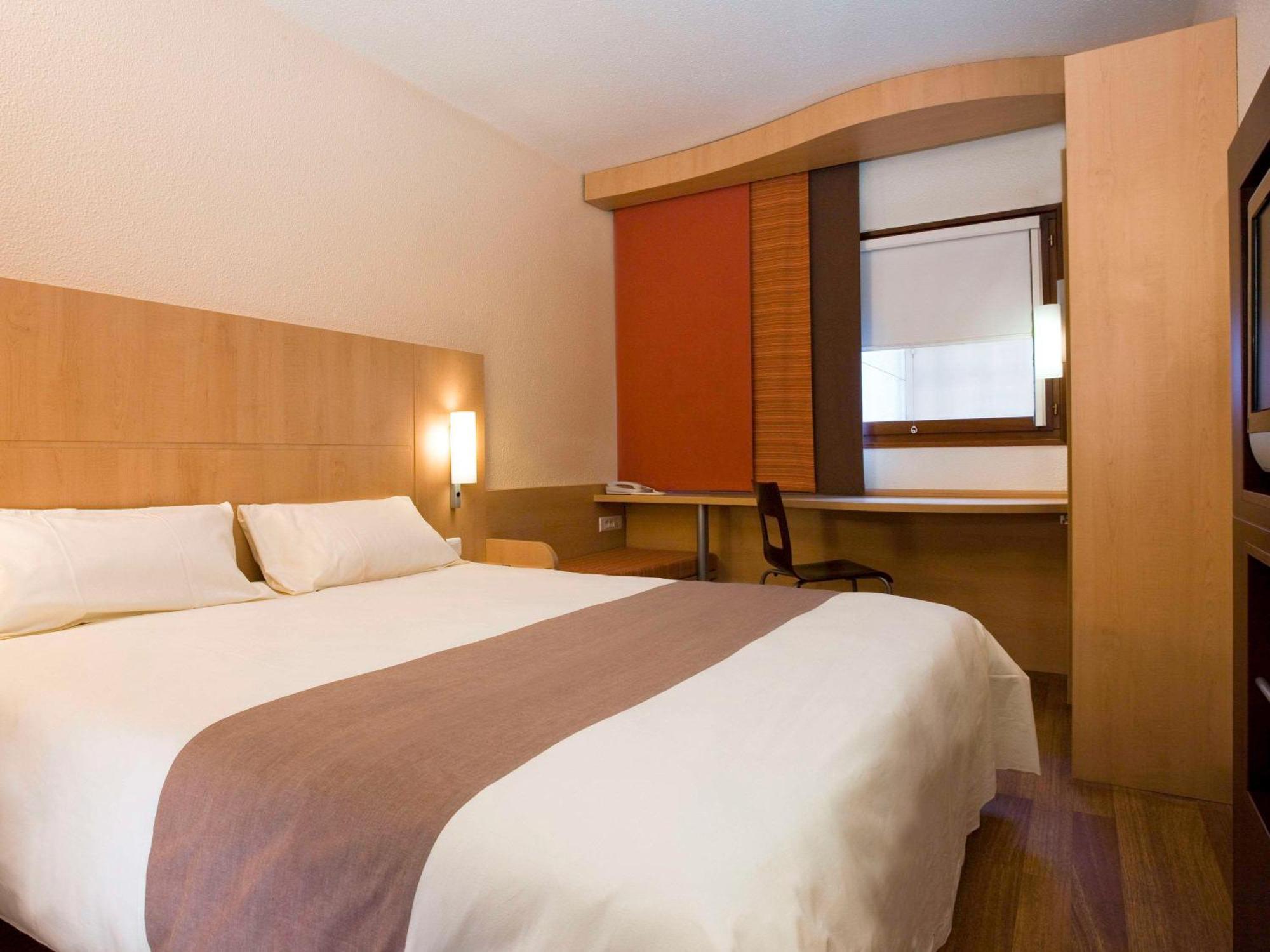 Ibis Luzern Kriens Hotel Horw Exterior photo